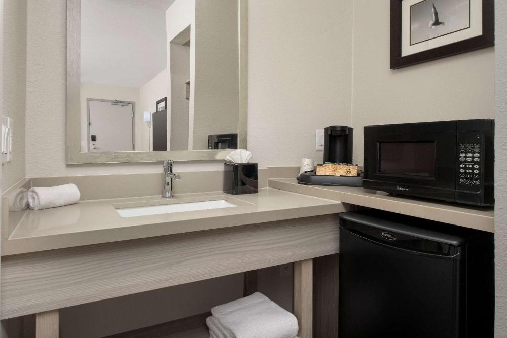Quality Inn Atlantic Beach-Mayo Clinic Jax Area Image 24